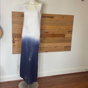 entro White to Navy Blue Ombre Maxi Dress